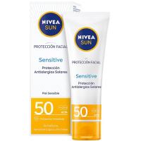 Protecció facial sensitive SPF50 NIVEA, tub 50 ml